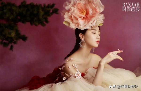 34歲劉詩詩又美出圈了！拍攝牡丹花間大片，優雅華麗好似花仙子