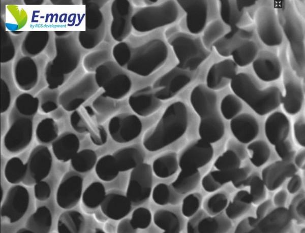 技術：解析奈米海綿矽電池，該技術的國產電動車電池容量達144度