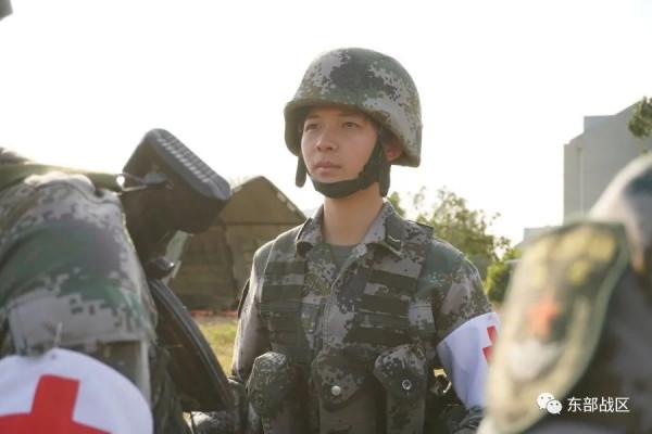 拼!拼!拼!衛生女兵請求出戰 拼!拼!拼!衛生女兵請求出戰