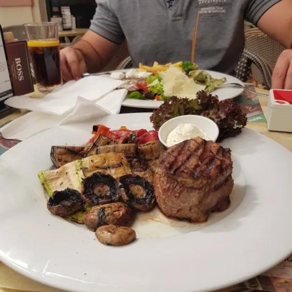 系列遊記 波·塞·黑篇（三）陽光下的蘇博蒂查