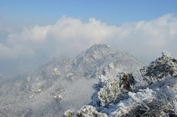 想和你分享，九華山花臺的初雪