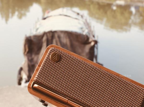 中秋:優雅木質氣息裡的聽覺享受,漫步者M230 中秋:優雅木質氣息裡的聽覺享受,漫步者M230