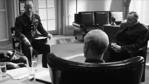 志願軍缺汽車！還故意讓美軍飛機炸！彭總得知內情大喜：全軍推廣