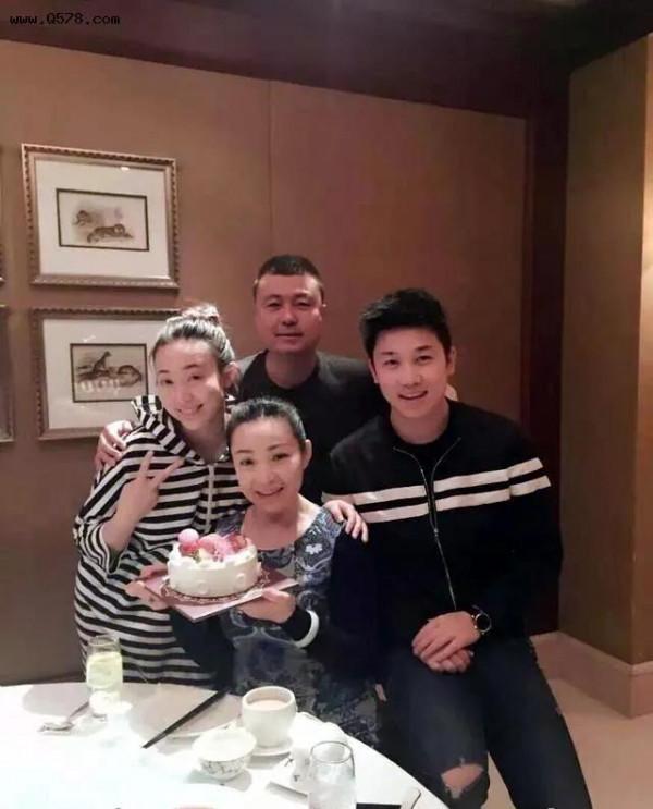 皇后專業戶戴春榮和老師結婚，為女兒買婚房，這“管”的也太寬了