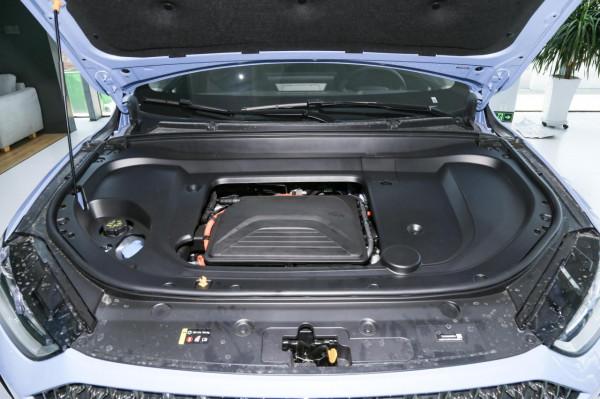 試駕瑪奇朵DHT-PHEV，外觀時尚運動，操控性良好