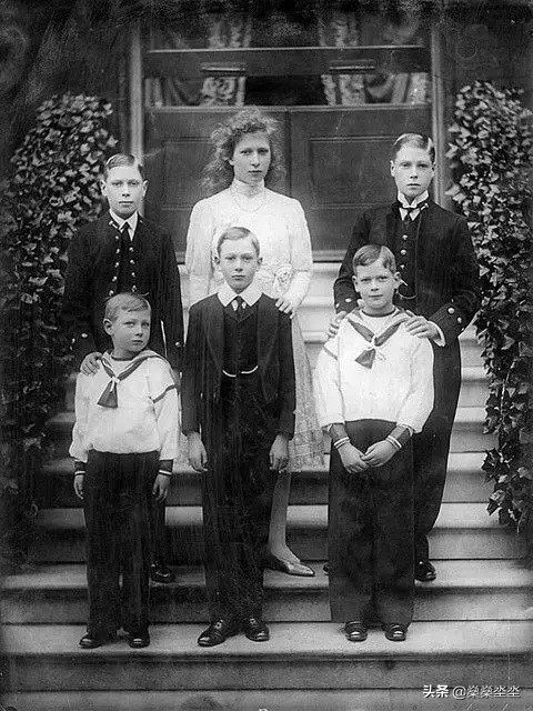 “秘密王子”,一個被王室藏起來的小王子約翰·查理·弗朗西斯 “秘密王子”,一個被王室藏起來的小王子約翰·查理·弗朗西斯