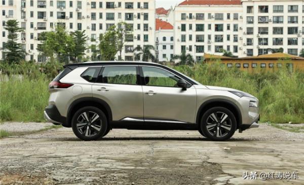 第五代途勝L和新奇駿,四缸1.5T對比三缸1.5T,到底誰更適合家用 第五代途勝L和新奇駿,四缸1.5T對比三缸1.5T,到底誰更適合家用