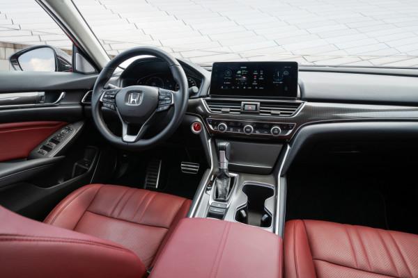 想要最省心的家用車？這兩款不到20萬，面子裡子同時拿捏