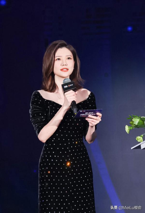 劉語熙爽朗的性格，太適合當主持人了，主持界的女神