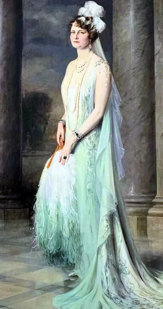 美國富豪中的“王室迷”,竟然“繼承”了4位皇后的家當 美國富豪中的“王室迷”,竟然“繼承”了4位皇后的家當