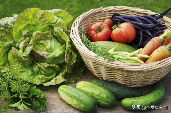 半夜腿抽筋是怎麼回事？千萬別以為只是缺鈣