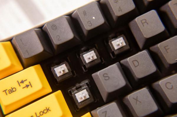 2022年經典mini鍵盤再度進化，GANSS ALT 71D使用評價