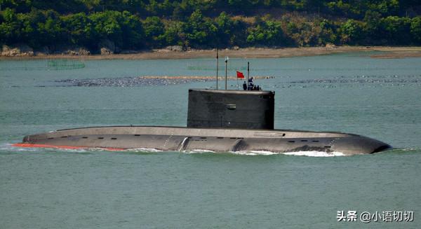 中國上世紀買基洛潛艇有多難？挽救半個彼得堡，比俄海軍裝備更早