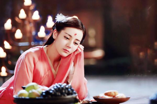 影視劇同款衣服買回家，不止買家秀和賣家秀區別，還隔著星辰大海