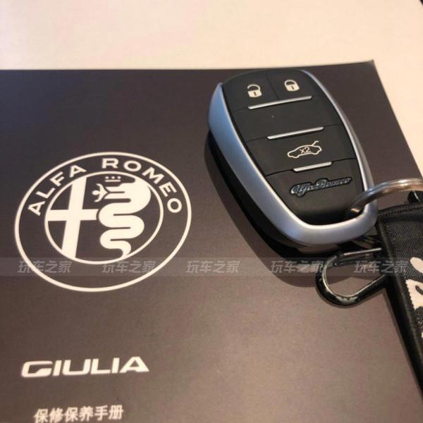 為操控入手阿爾法·羅密歐Giulia 改裝杯士後讚不絕口