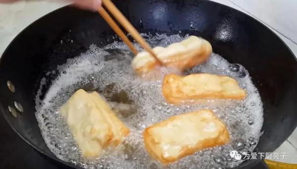 油條這做法太簡單了，學會不用早起，鬆軟香甜，上桌全家都搶著吃