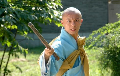 “李連杰接班人”謝苗：37歲糊成這樣子，真不能全怪周潤發