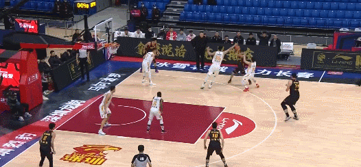 薩林傑34+12+6得分創賽季新高沈梓捷缺陣 深圳輕取山西終結4連敗