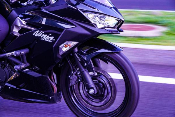 “價效比”這三個字就是川崎Ninja 400的忍道