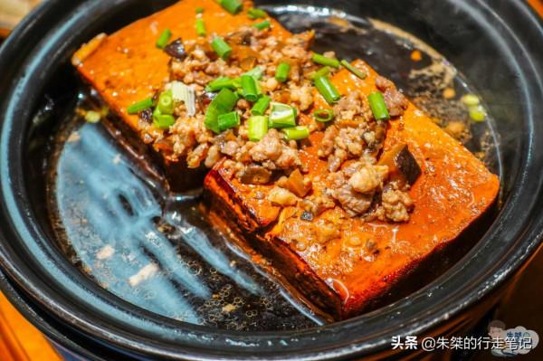 家宴有很多,且各有各的歷史和味道,“伯溫家宴”也一定不可錯過 家宴有很多,且各有各的歷史和味道,“伯溫家宴”也一定不可錯過