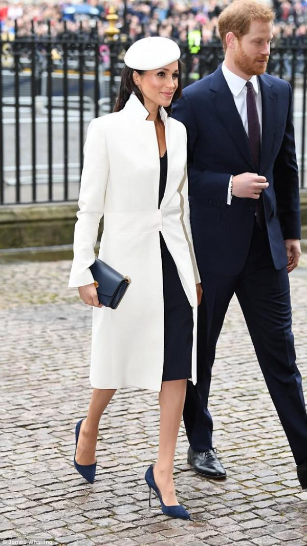 戴安娜王妃在鏡頭前那麼美，離不開這個設計師，還有兩個生活習慣