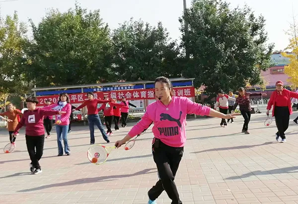 社會體育指導員高金霞:組建優秀的柔力球團隊 共享快樂健身 社會體育指導員高金霞:組建優秀的柔力球團隊 共享快樂健身