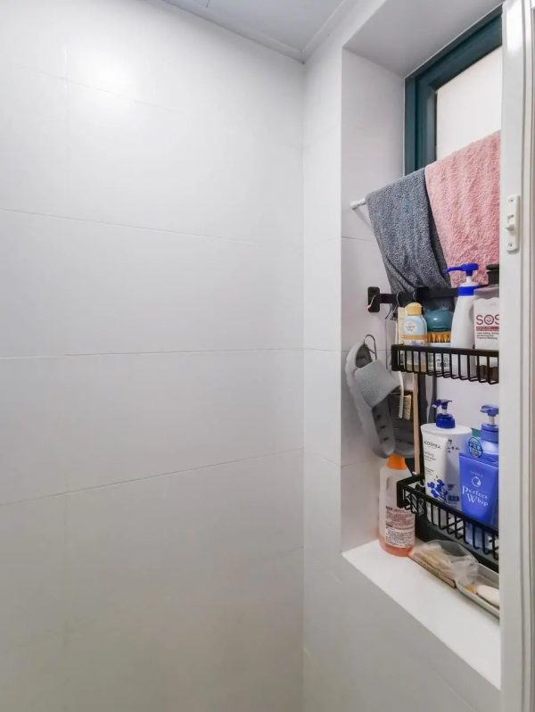 這個50㎡老破小厲害了！靠20㎡收納和四分離衛生間逆襲