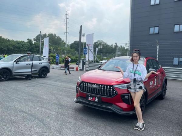 究竟是追趕還是超越，赤兔和XR-V論駕控誰能小勝一籌？