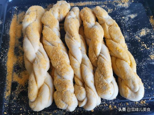 香甜暄軟大麻花你會做嗎？別急！詳細做法分享，看看就會太簡單了