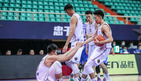 CBA季前賽第3日戰報!廣東2連敗,四川強勢崛起,山東核心難復出 CBA季前賽第3日戰報!廣東2連敗,四川強勢崛起,山東核心難復出