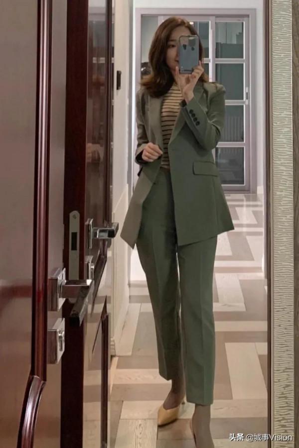 沉澱的墨綠秋天的回憶