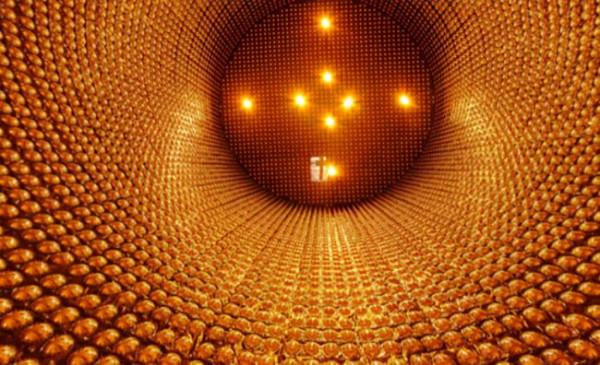 日本在地下1千米深處，儲存5萬噸超純水，20多年來目的何在？