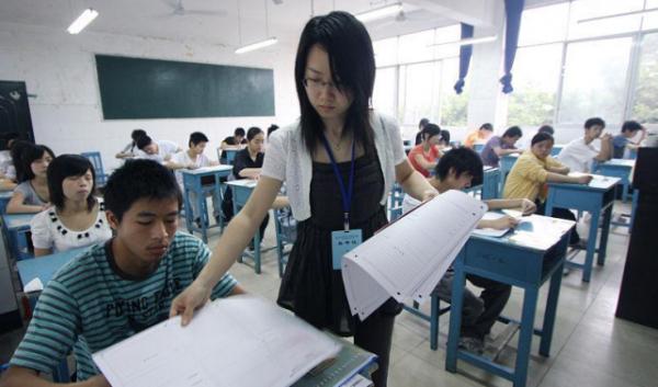 “佛系老師”成主流，只管上課不管其他，家長擔心不已