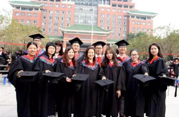 學費“離譜”的民辦本科，為何不進行整改，原因竟是為了學生好