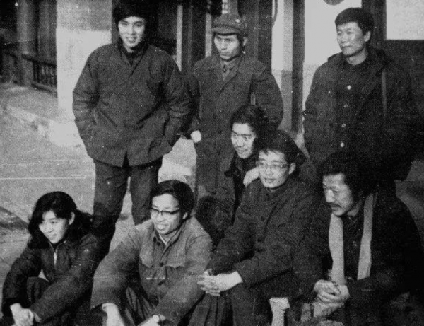 王朔:“我極其仰慕阿城,若是必須要追星,那我就追阿城” 王朔:“我極其仰慕阿城,若是必須要追星,那我就追阿城”