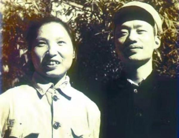 他曾任周總理的政治秘書，後任四川省委書記，政績卓著，享年96歲