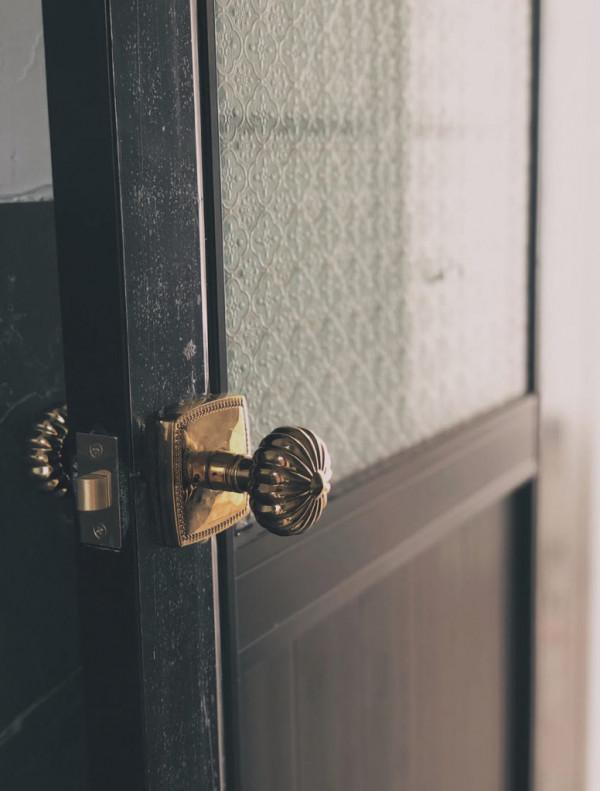 除了長虹玻璃,這些玻璃的顏值也不錯 除了長虹玻璃,這些玻璃的顏值也不錯