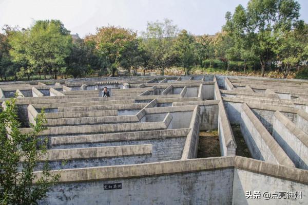 廟還是景區？這個充滿人間煙火氣息的古廟，所遭遇的身份困局
