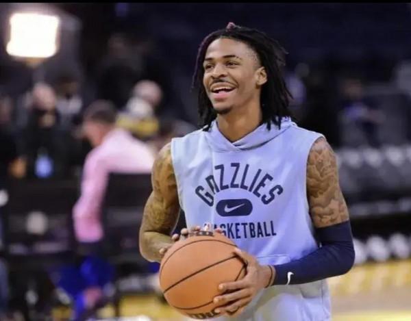 庫裡尚未老去,東契奇虎視眈眈,莫蘭特迫不及待,更新換代不等人 庫裡尚未老去,東契奇虎視眈眈,莫蘭特迫不及待,更新換代不等人