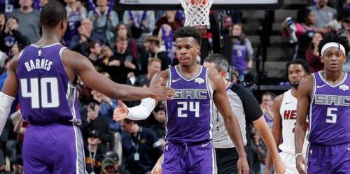 聯盟30隊最新估值！籃網36億，湖人56億排第三，勇士老闆賺大發了