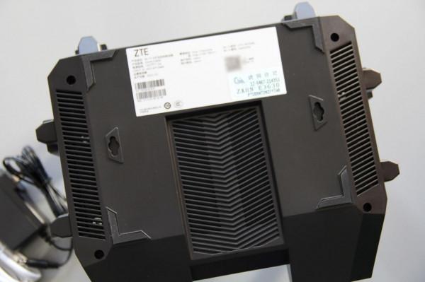 中興AX5400 Pro拆解報告：很強，不過還可以更強