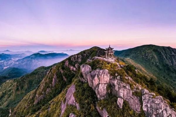 十二首豪放詩詞,盡顯英雄氣概 十二首豪放詩詞,盡顯英雄氣概