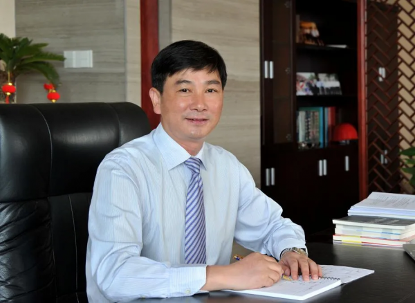 從退伍軍人到上市公司董事長,他把一個破產企業打造成行業龍頭 從退伍軍人到上市公司董事長,他把一個破產企業打造成行業龍頭