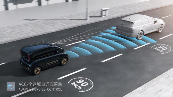 寶駿KiWi帶智慧駕駛車機系統,支援快充 寶駿KiWi帶智慧駕駛車機系統,支援快充