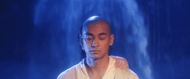 明星豪宅大對比，趙文卓豪宅大地種參天大樹，張智霖租房到買房