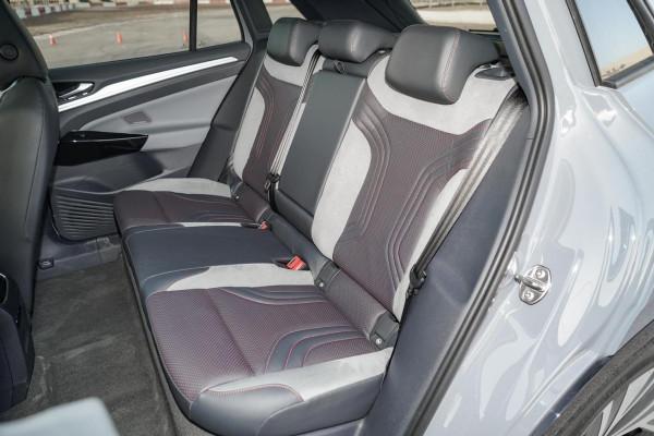 大眾首款純電SUV，19.99萬起售，外觀內飾設計終於不再套娃