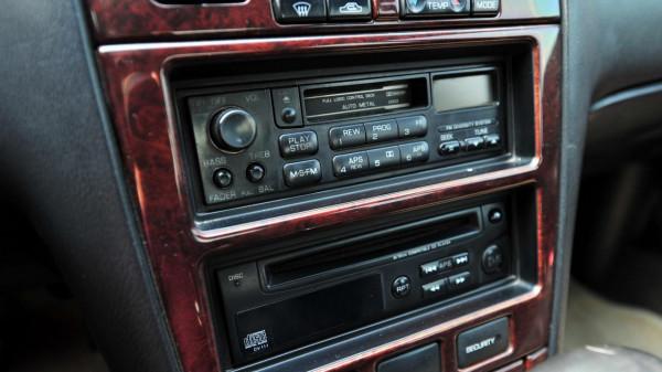 見過這11款汽車配置的人，還有小於30歲的嗎？