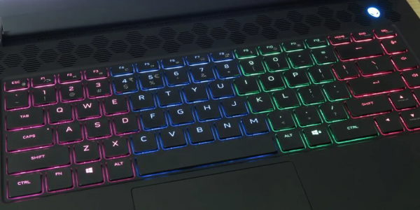 實用進化：Alienware M15 R6遊戲本評測