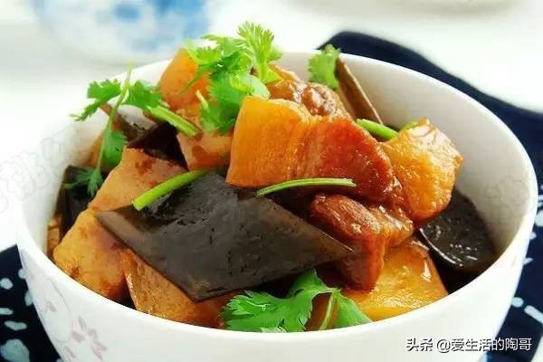 腦供血不足頭暈頭痛?飲食要禁忌,堅持吃3物,預防心血管疾病 腦供血不足頭暈頭痛?飲食要禁忌,堅持吃3物,預防心血管疾病