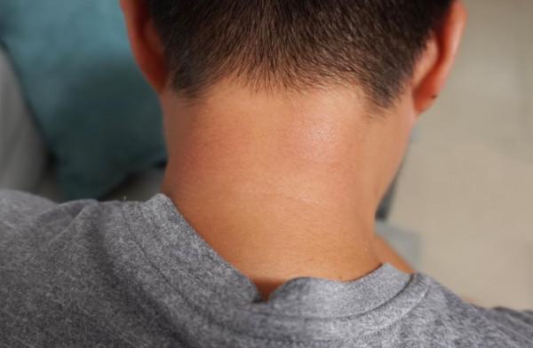 頸椎痠痛不求人，華為智選SKG智慧頸椎按摩儀讓你享受科技按摩